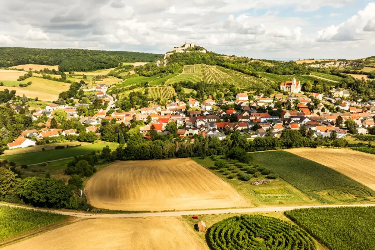 Weinort Falkenstein - Weingut Stadler